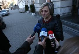 снимка на клиенти на погребална агенция Харон